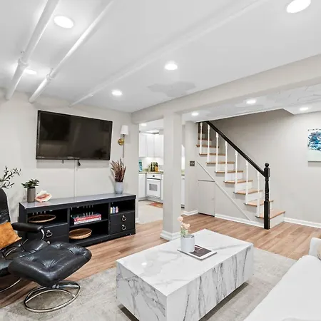 Ferienwohnung Glover Park/Georgetown Oasis With Parking